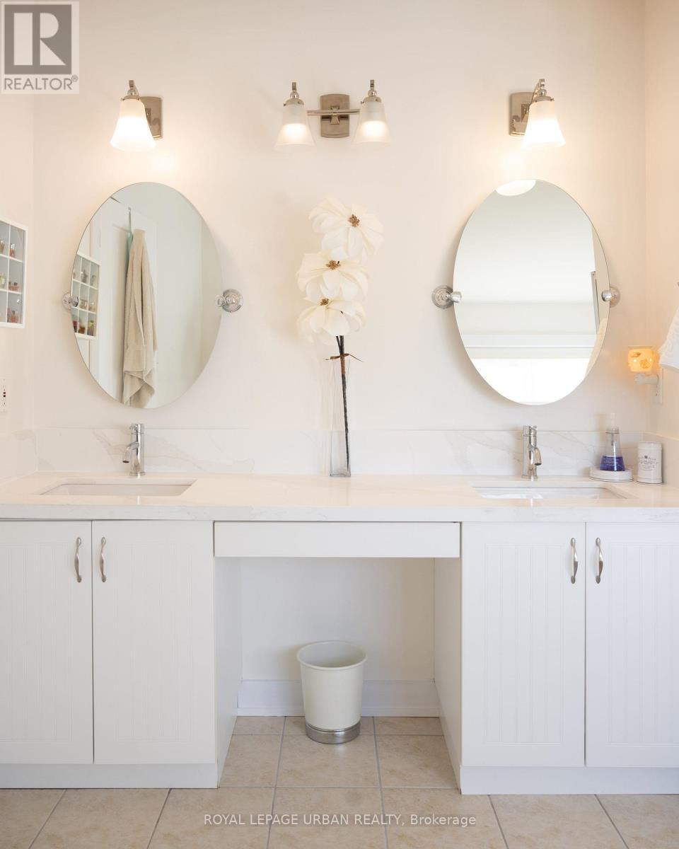 












27 LIGHTHEART DRIVE

,
Caledon,




Ontario
L7C1E3

