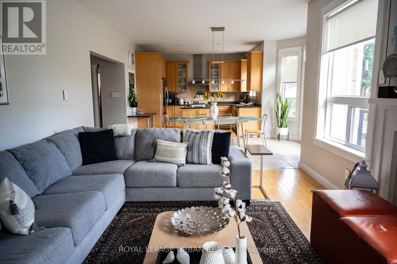 












27 LIGHTHEART DRIVE

,
Caledon,




Ontario
L7C1E3

