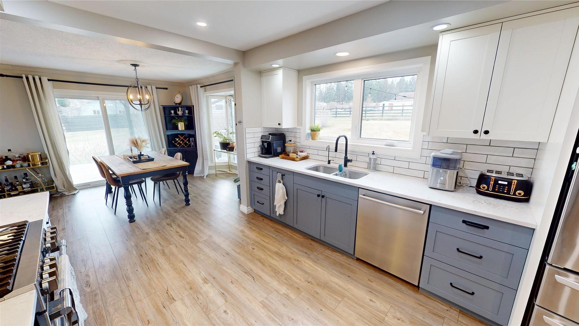 









2211


9th

Street,
Cranbrook,




BC
V1C 6Y7

