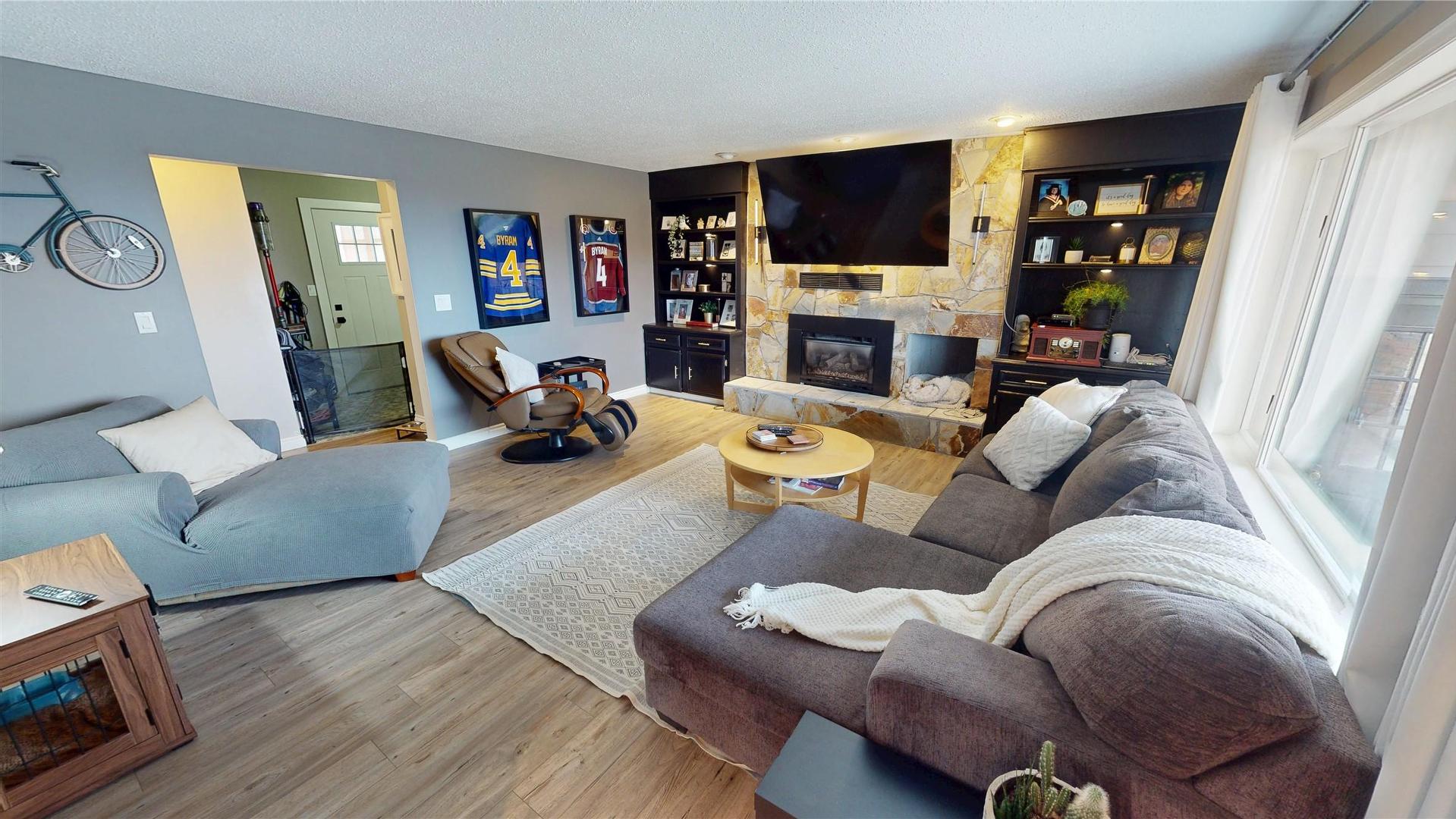 









2211


9th

Street,
Cranbrook,




BC
V1C 6Y7

