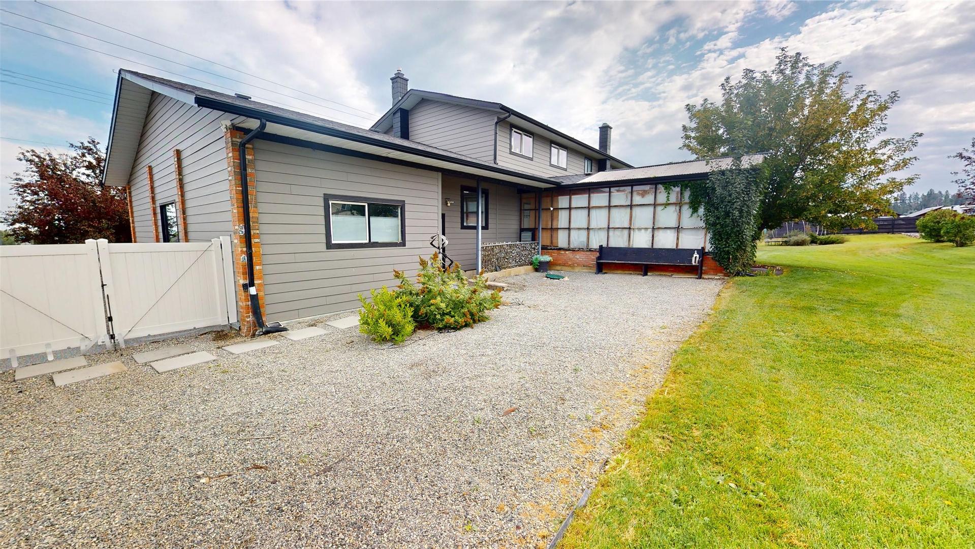 









2211


9th

Street,
Cranbrook,




BC
V1C 6Y7

