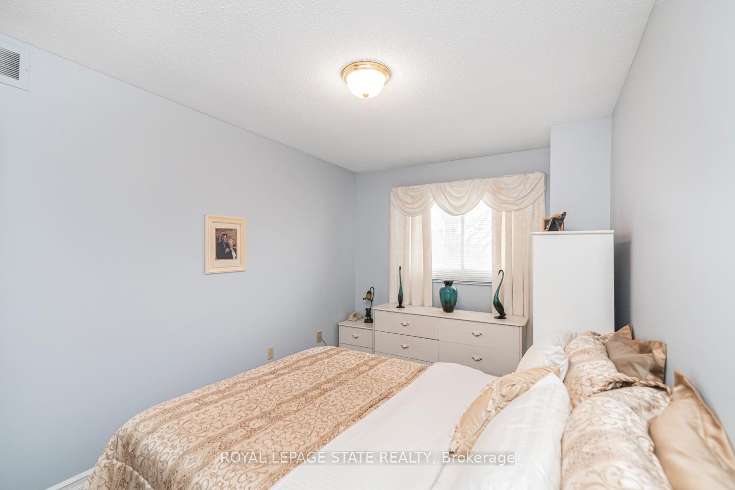 









255


Mount Albion

Road, 22,
Hamilton,




ON
L8K 6P7

