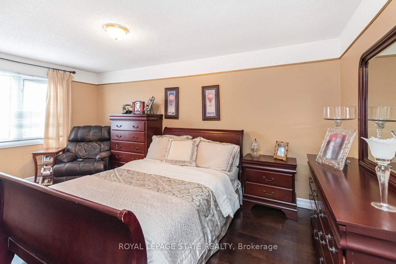 









255


Mount Albion

Road, 22,
Hamilton,




ON
L8K 6P7

