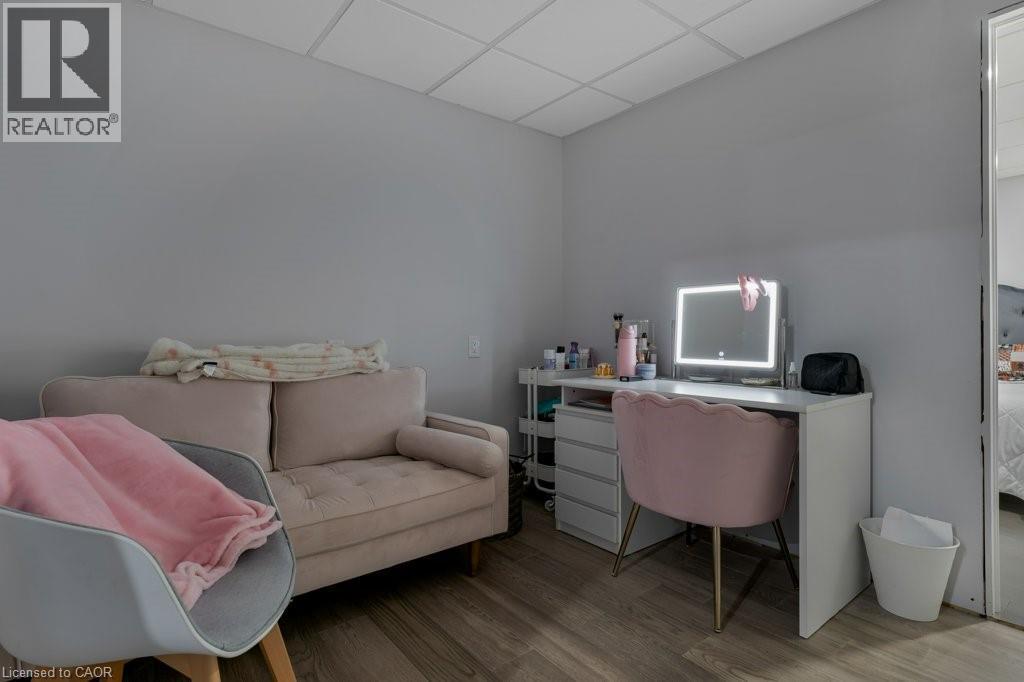 












6782 DORCHESTER Road

,
Niagara Falls,




Ontario
L2G5T9

