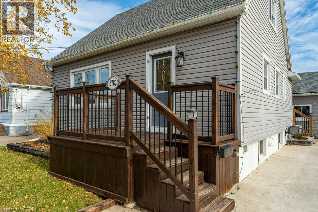












6782 DORCHESTER Road

,
Niagara Falls,




Ontario
L2G5T9

