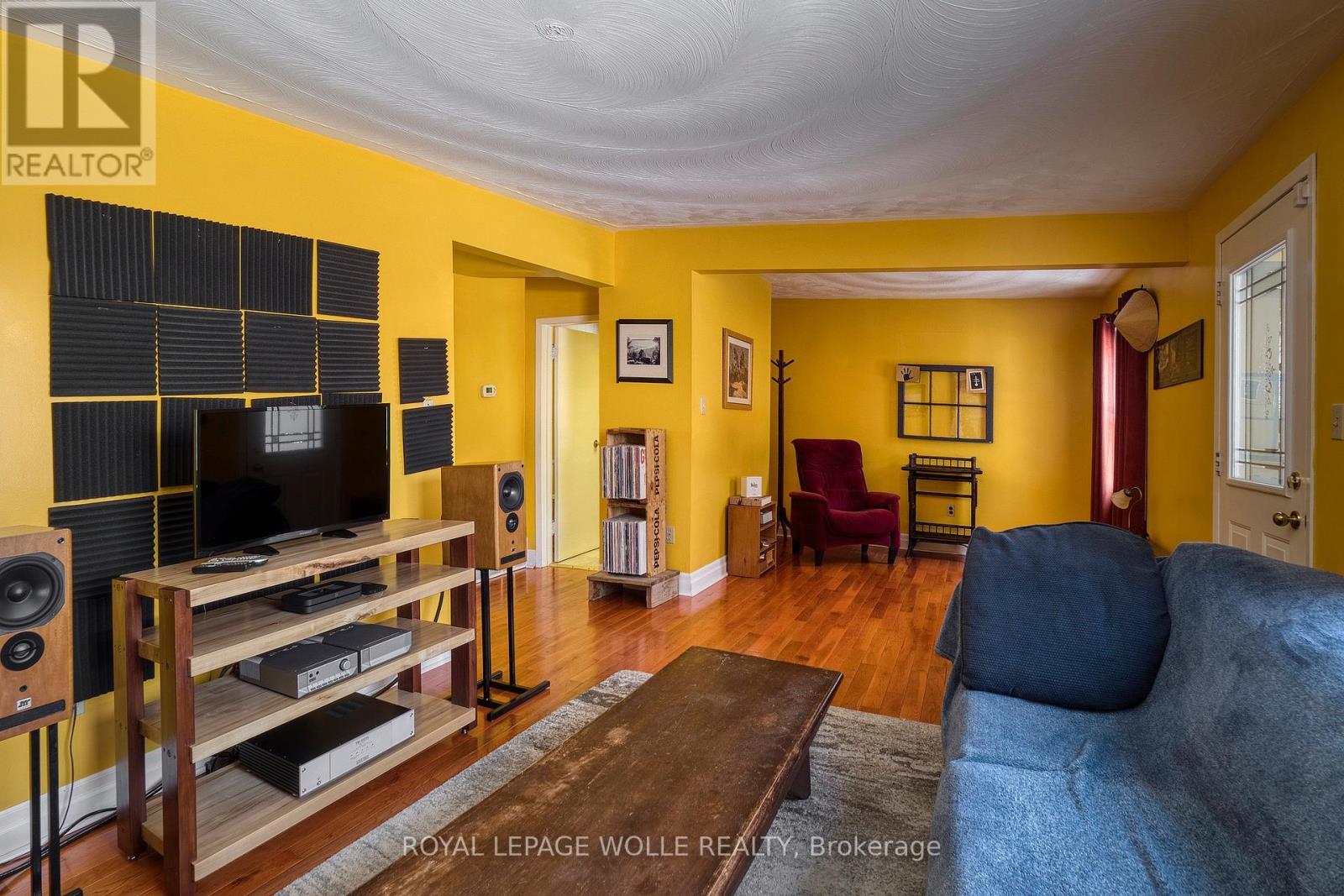 












30 WILLIAMS STREET

,
Wilmot,




Ontario
N3A2C4

