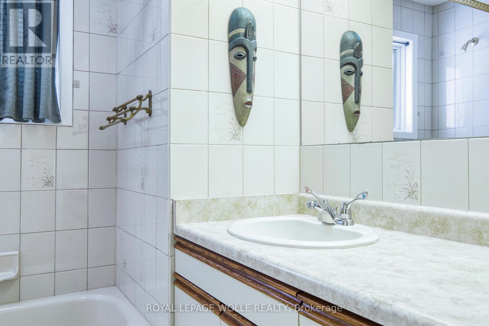 












30 WILLIAMS STREET

,
Wilmot,




Ontario
N3A2C4

