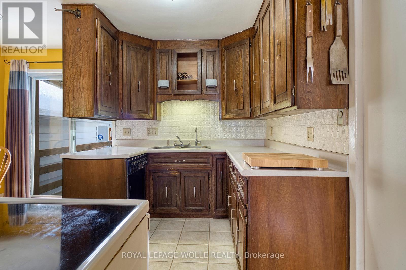 












30 WILLIAMS STREET

,
Wilmot,




Ontario
N3A2C4

