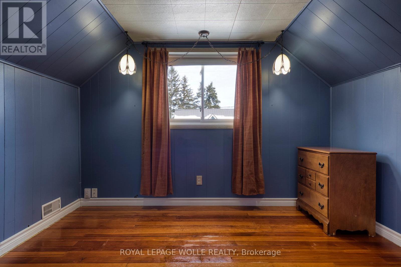 












30 WILLIAMS STREET

,
Wilmot,




Ontario
N3A2C4

