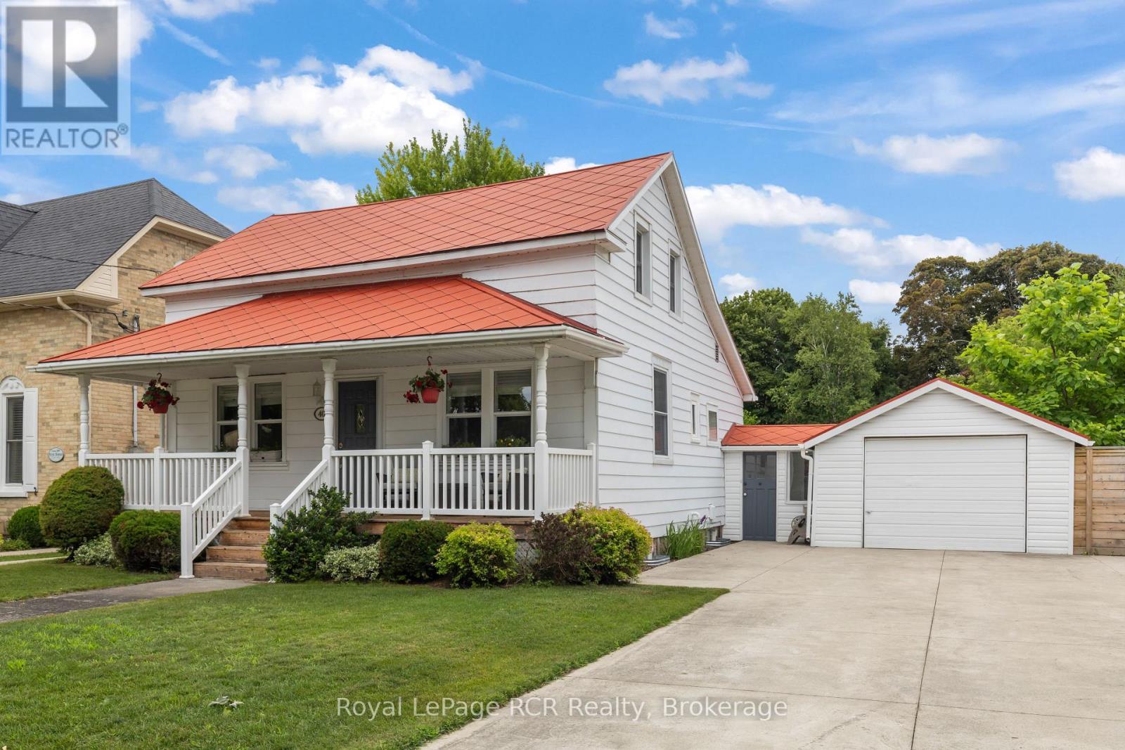 












40 GROSVENOR STREET S

,
Saugeen Shores,




Ontario
N0H2L0

