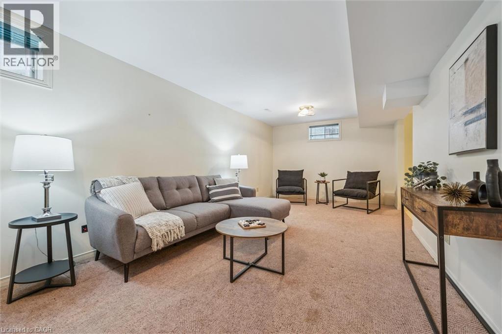 












43 BRADY Lane

,
Guelph,




Ontario
N1L1A4

