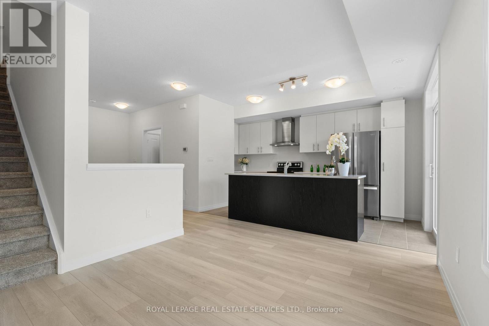 












30 THATCHER DRIVE

,
Guelph,




Ontario
N1L0R9

