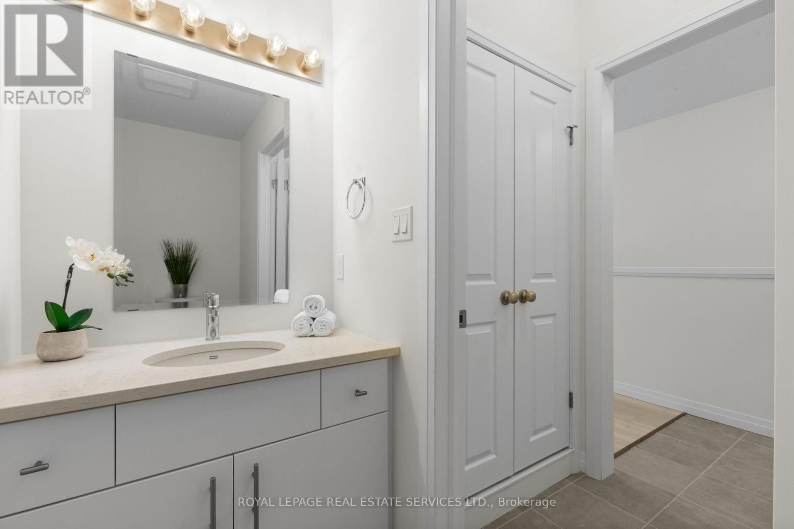 












30 THATCHER DRIVE

,
Guelph,




Ontario
N1L0R9

