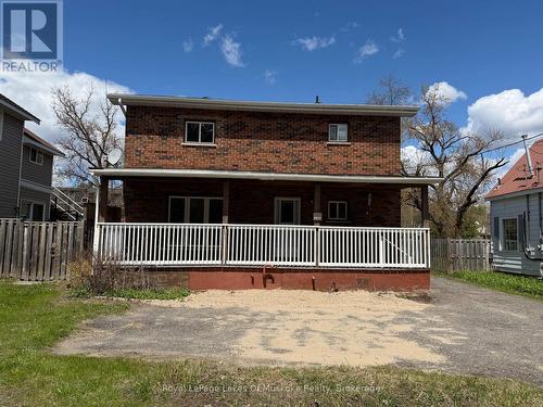 Legal Duplex in town,  walk to Muskoka River