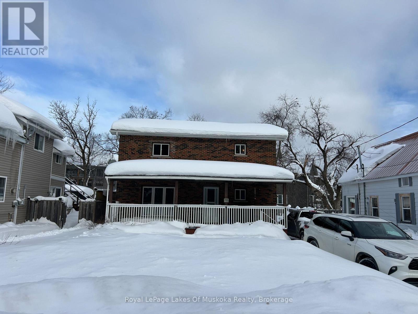 












190 ECCLESTONE DRIVE

,
Bracebridge (Monck (Bracebridge)),




Ontario
P1L1E5

