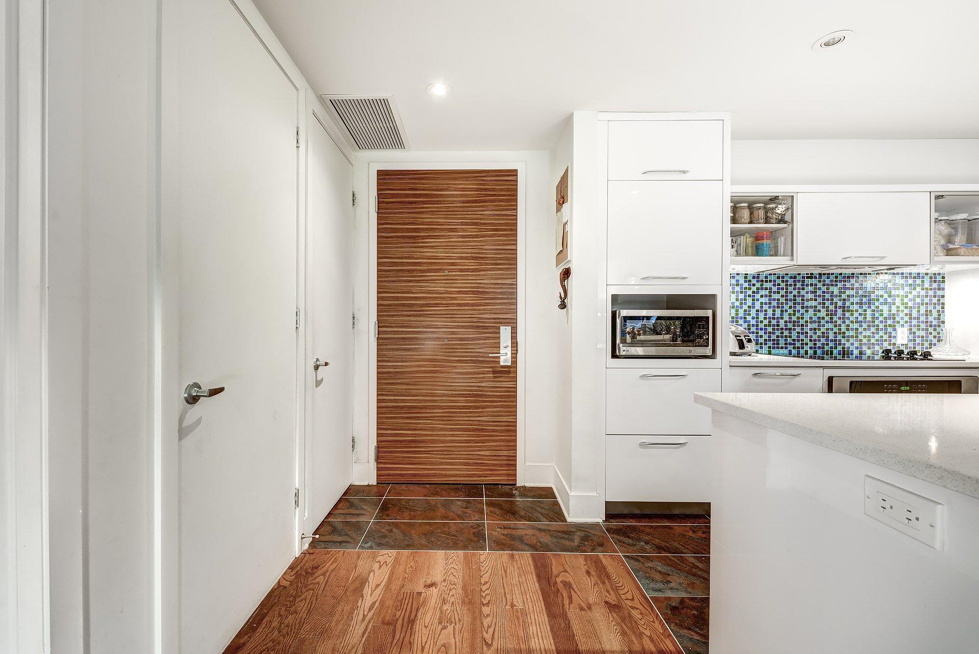 









370


Rue St-André

, 507,
Montréal (Ville-Marie),




QC
H2L0C4

