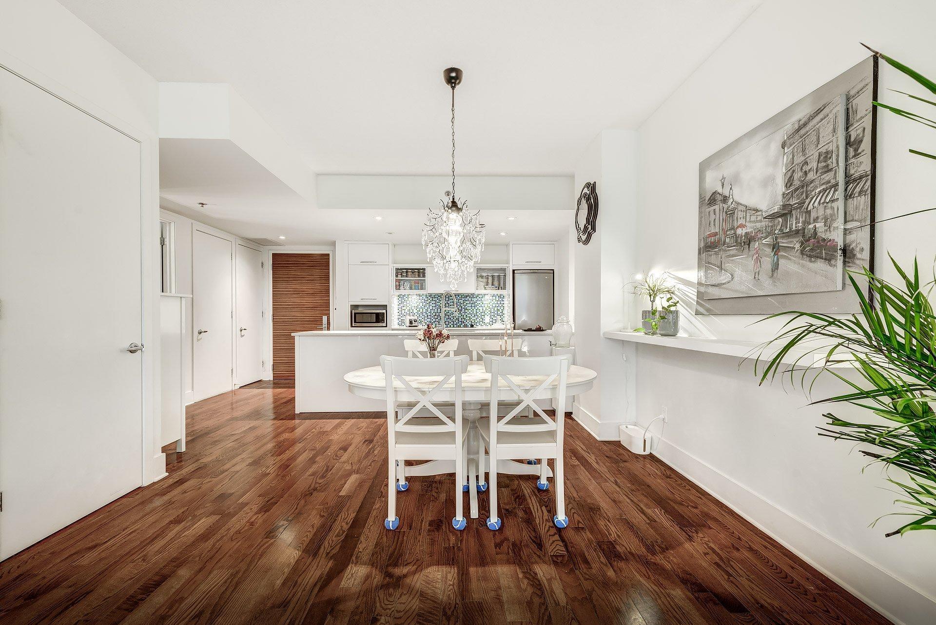 









370


Rue St-André

, 507,
Montréal (Ville-Marie),




QC
H2L0C4

