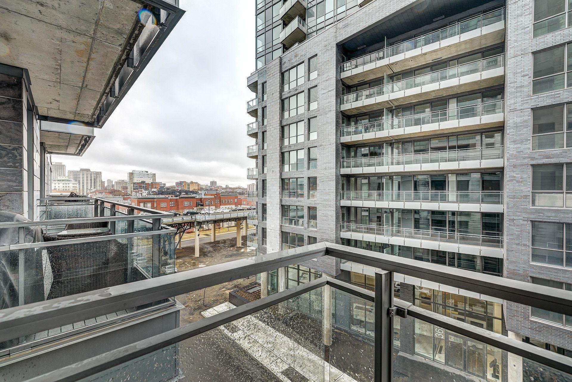 









370


Rue St-André

, 507,
Montréal (Ville-Marie),




QC
H2L0C4

