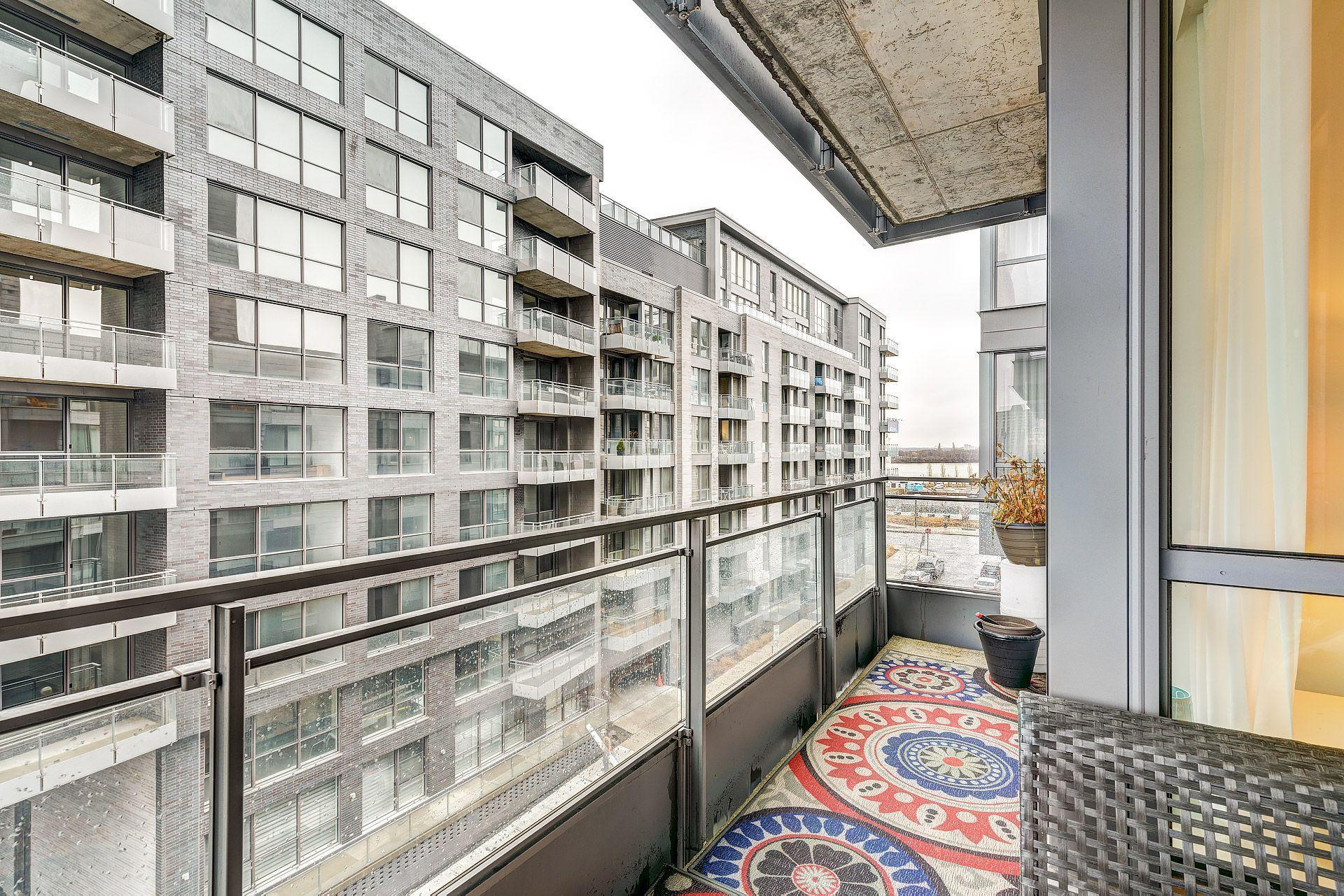 









370


Rue St-André

, 507,
Montréal (Ville-Marie),




QC
H2L0C4

