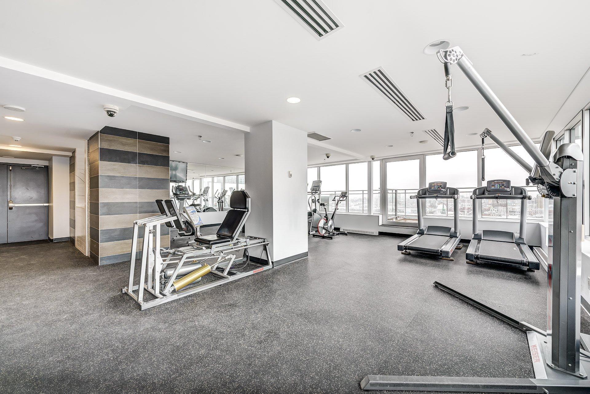 









370


Rue St-André

, 507,
Montréal (Ville-Marie),




QC
H2L0C4

