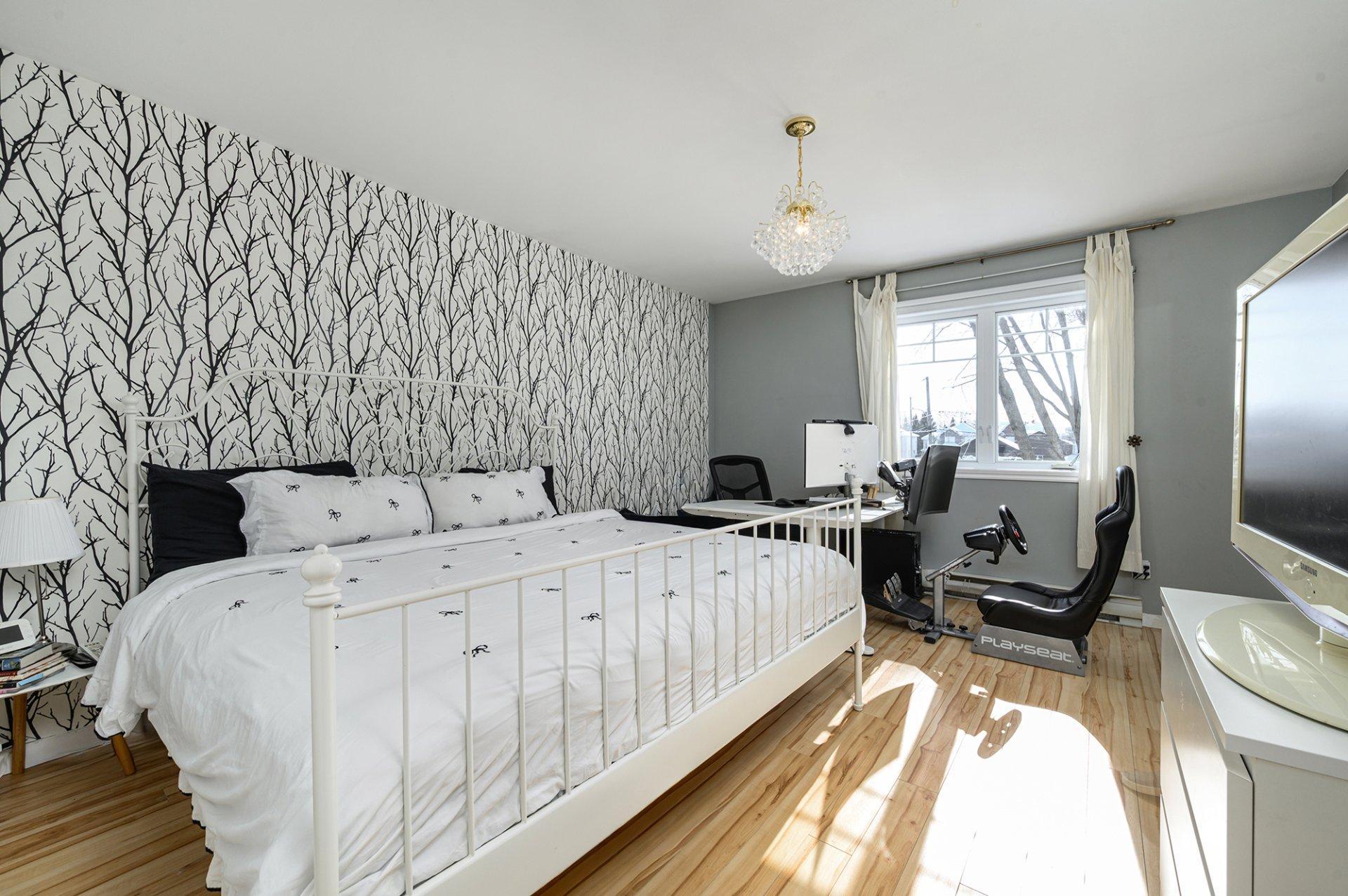 









36


Rue François

,
Saint-Jean-sur-Richelieu,




QC
J2X5J6

