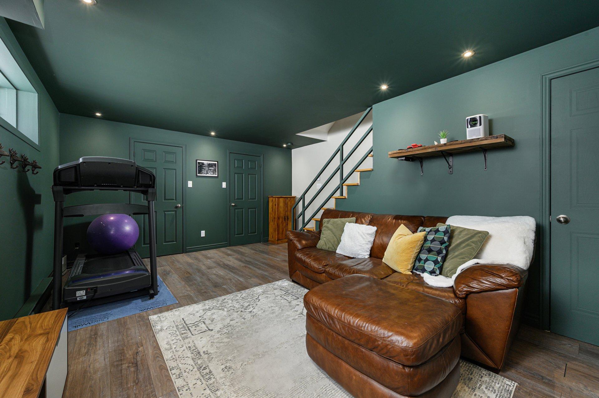 









36


Rue François

,
Saint-Jean-sur-Richelieu,




QC
J2X5J6

