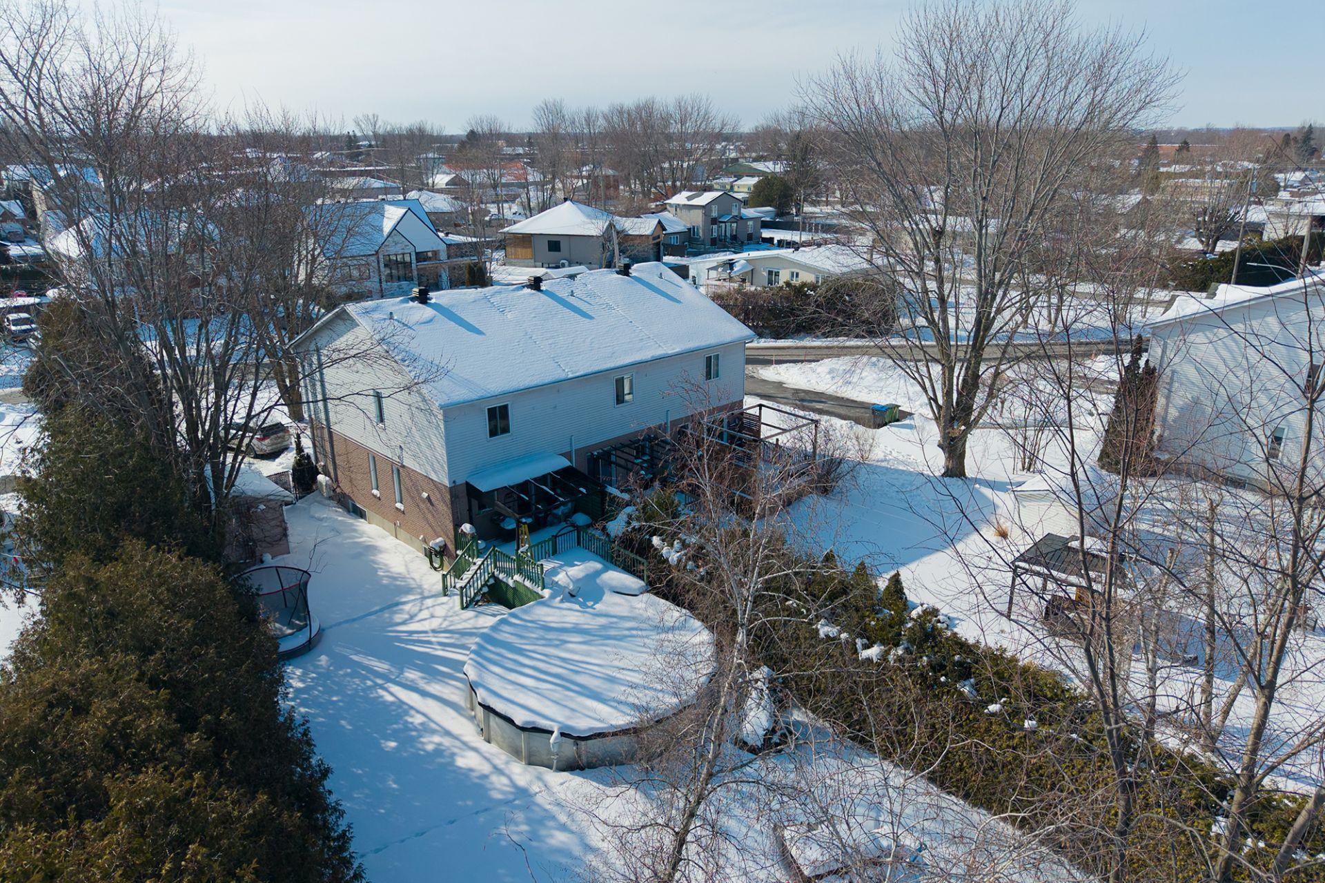 









36


Rue François

,
Saint-Jean-sur-Richelieu,




QC
J2X5J6

