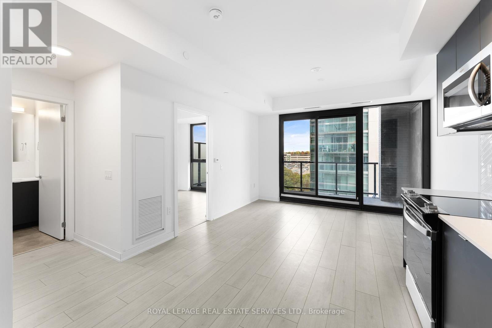 












601 - 1606 CHARLES STREET

,
Whitby,




Ontario
L1N0P1

