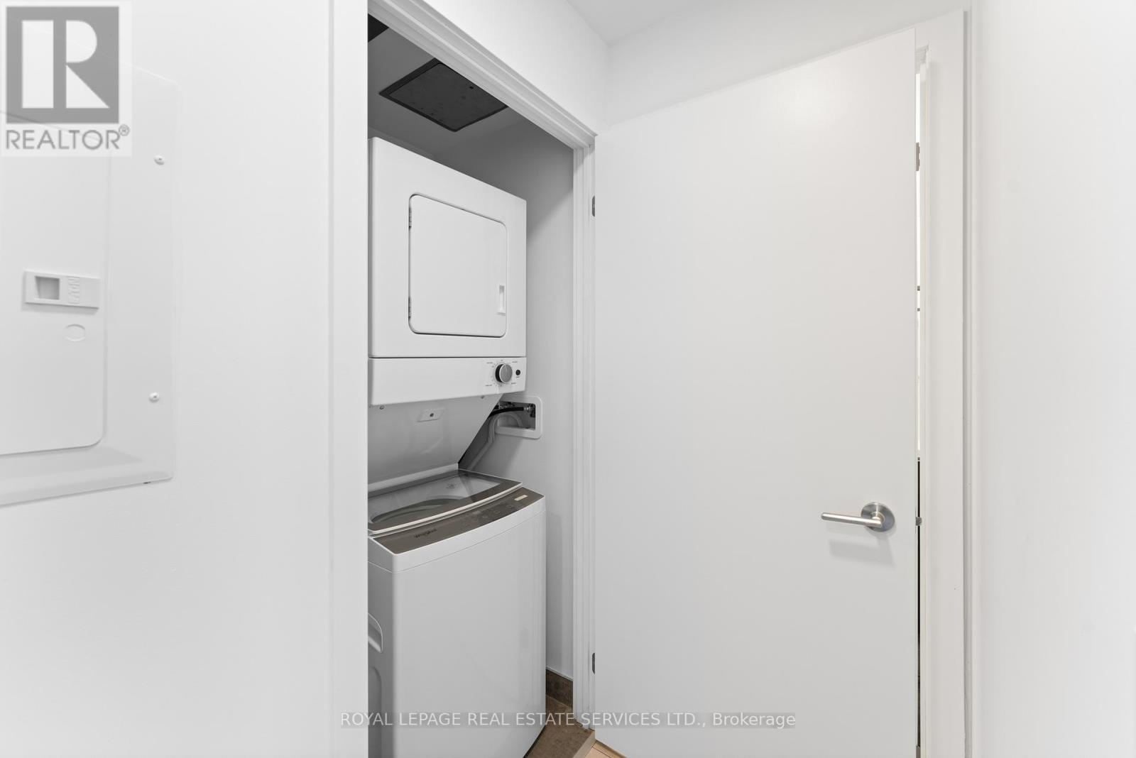 












601 - 1606 CHARLES STREET

,
Whitby,




Ontario
L1N0P1

