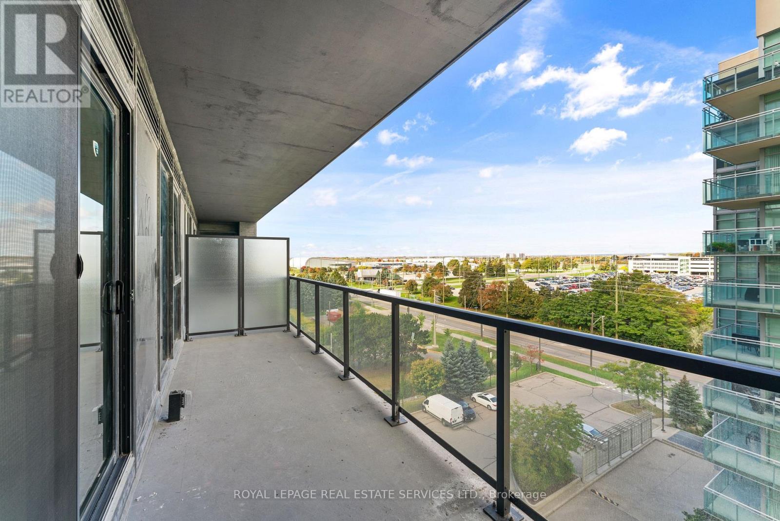 












601 - 1606 CHARLES STREET

,
Whitby,




Ontario
L1N0P1

