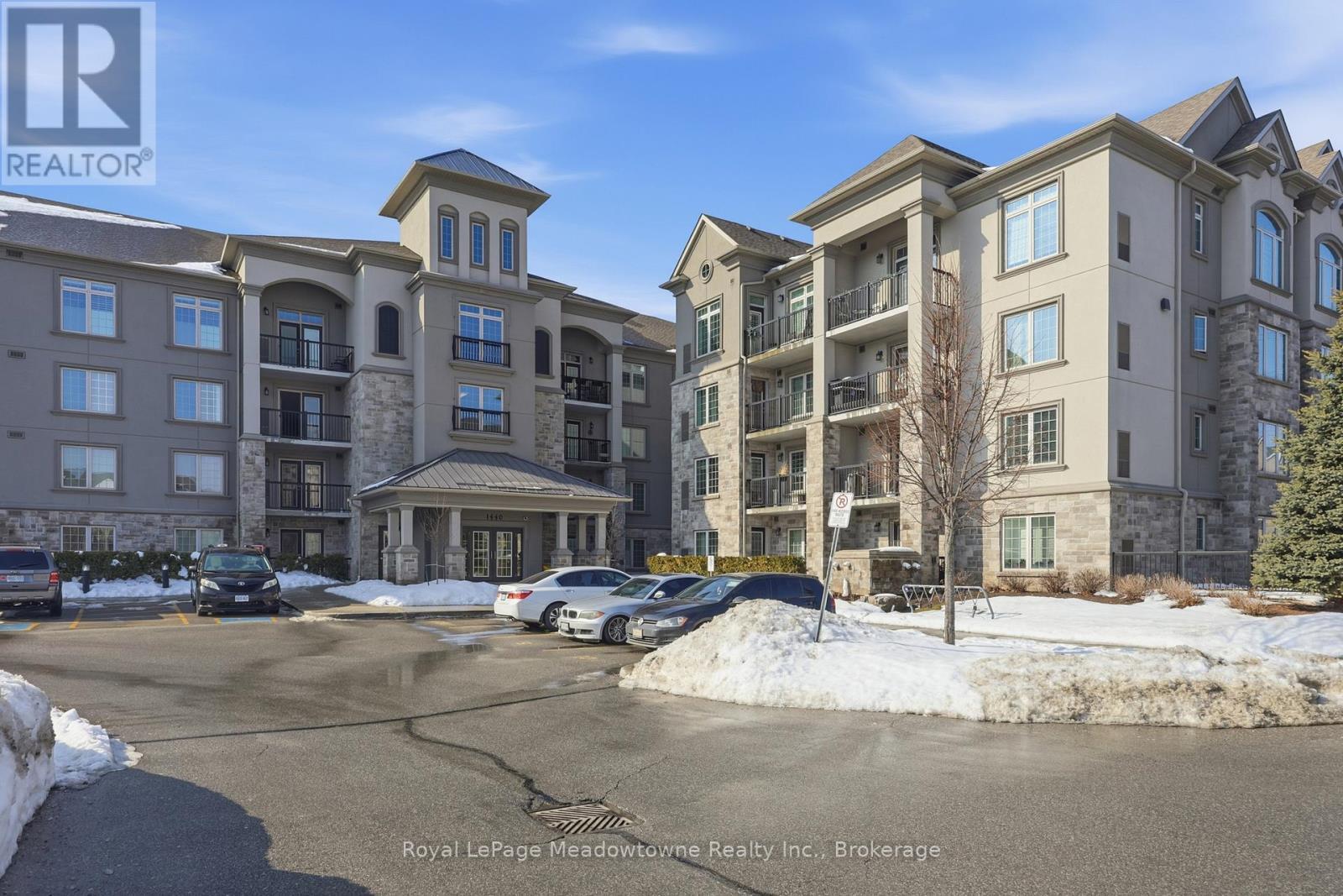 












114 - 1440 MAIN STREET E

,
Milton (DE Dempsey),




Ontario
L9T8W6

