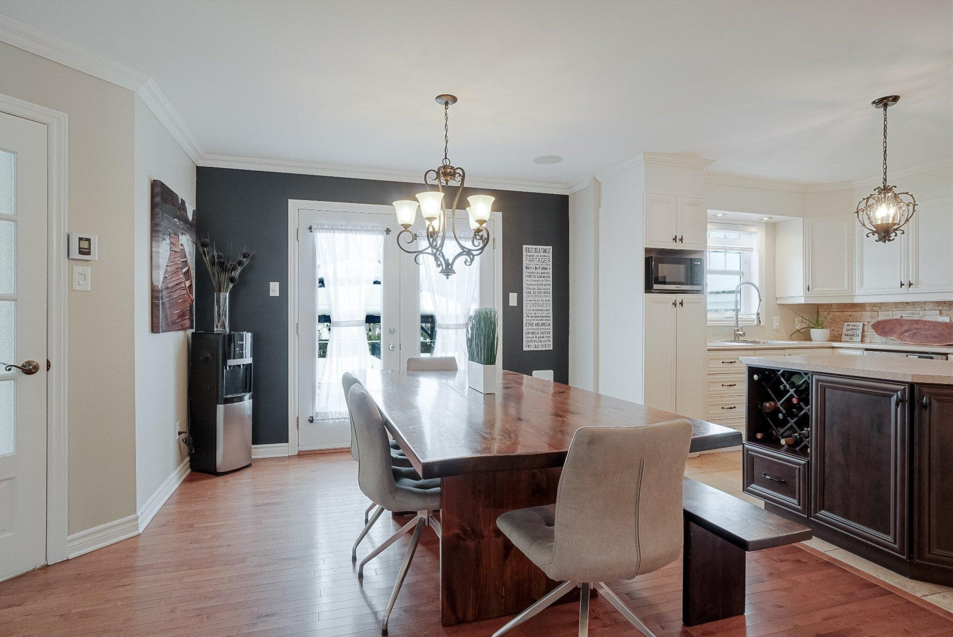 









33


Rue Lauzon

,
Saint-Lin/Laurentides,




QC
J5M0E8

