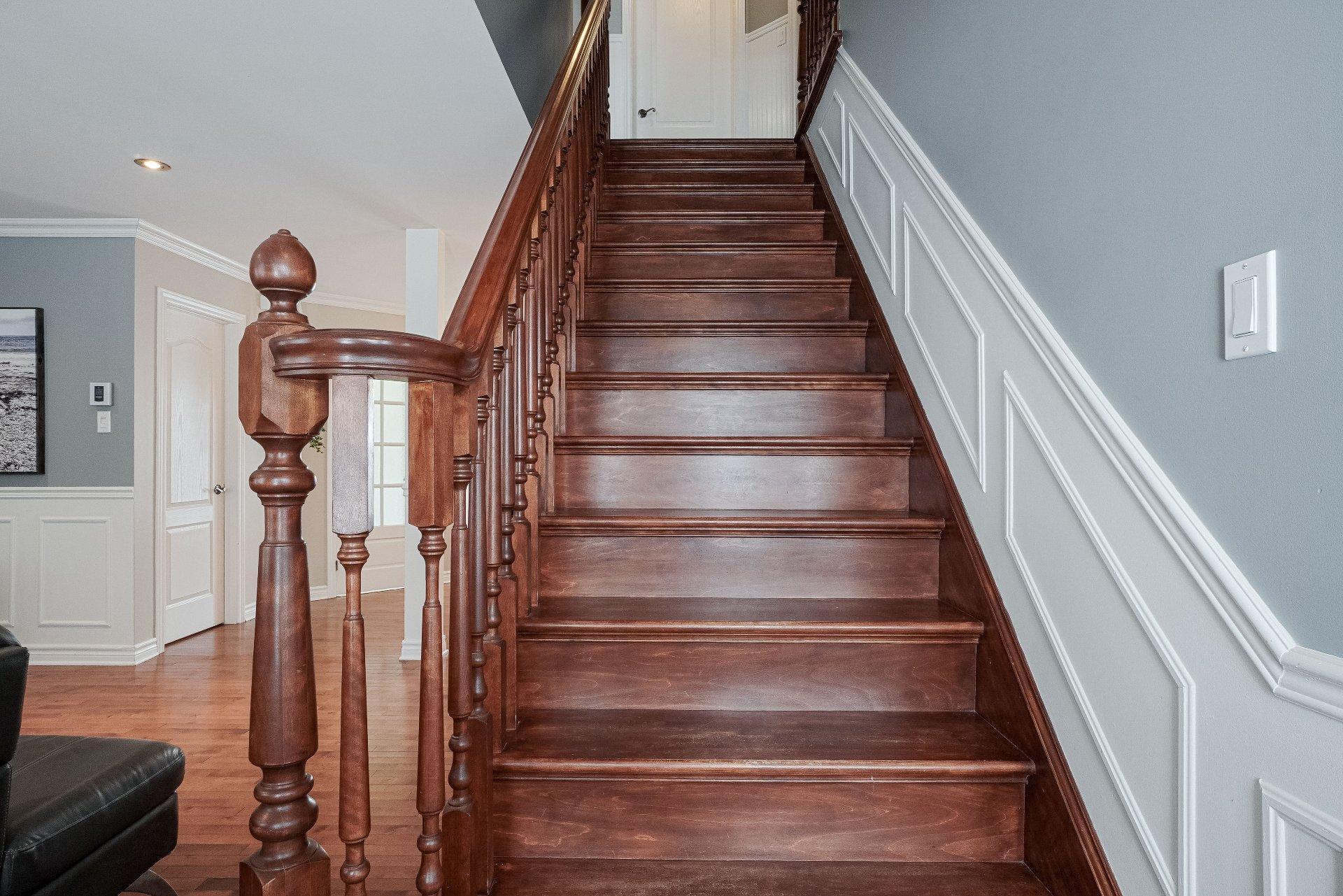 









33


Rue Lauzon

,
Saint-Lin/Laurentides,




QC
J5M0E8

