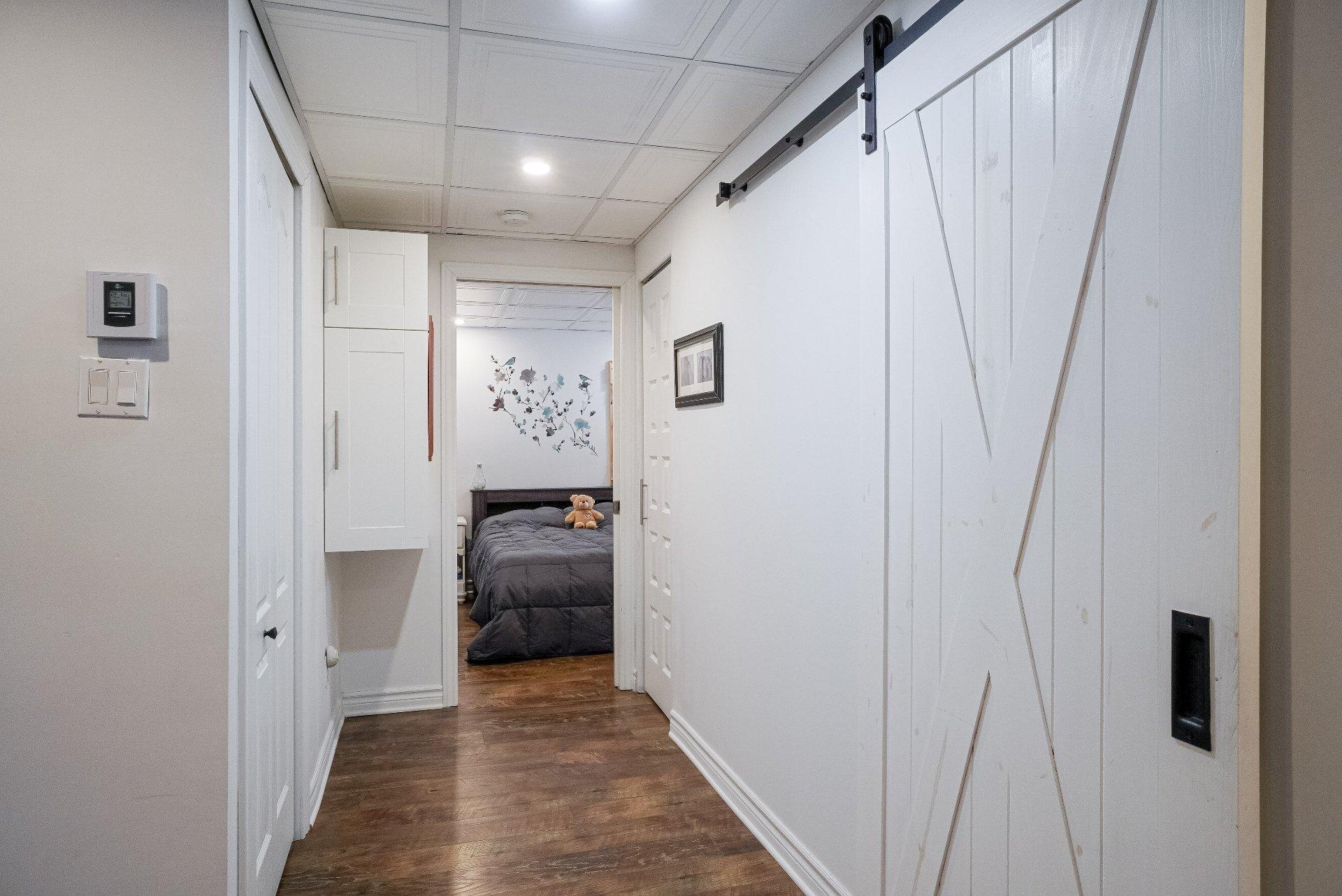 









33


Rue Lauzon

,
Saint-Lin/Laurentides,




QC
J5M0E8

