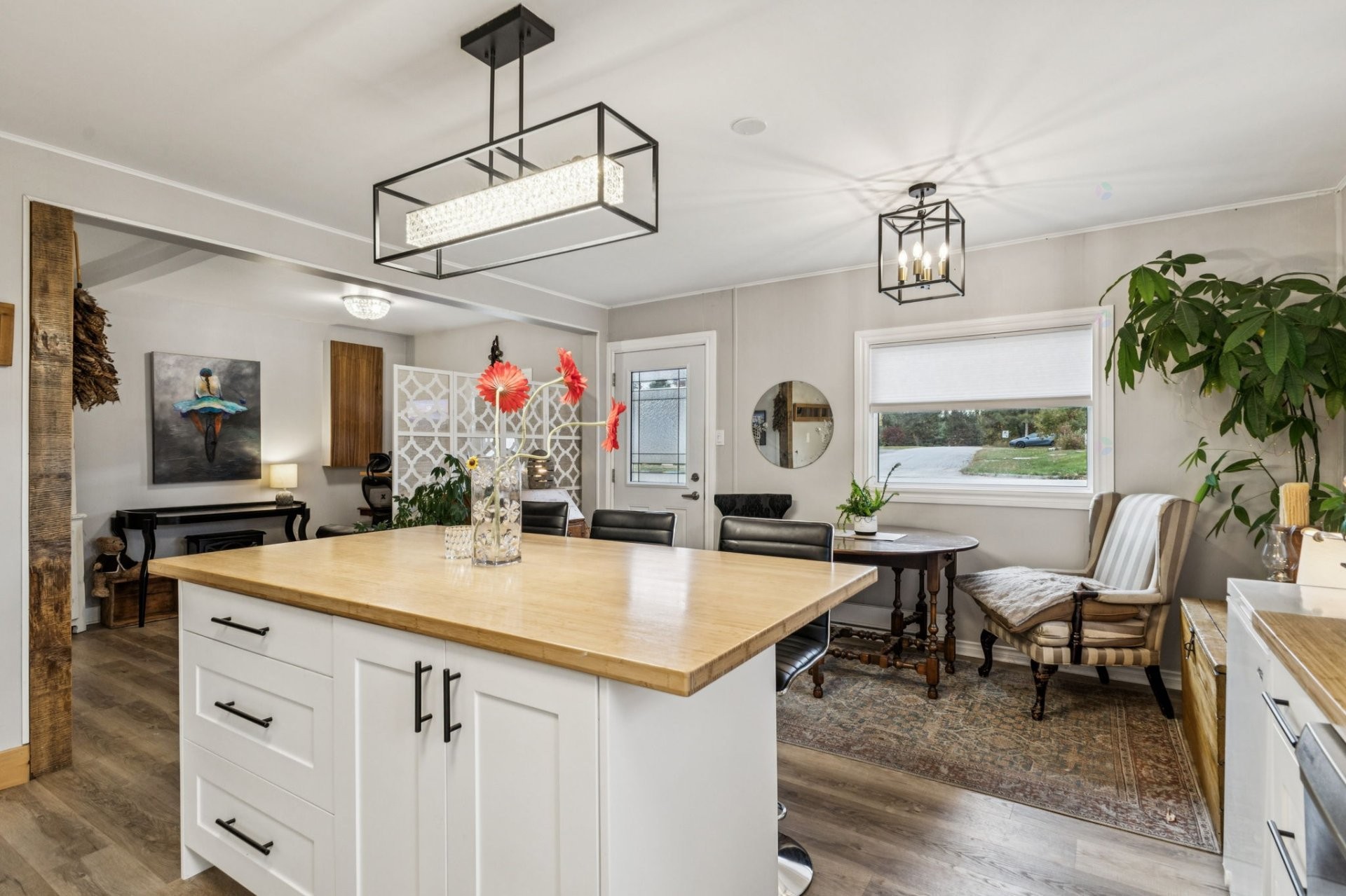 









2173


Route 303

,
Thorne,




QC
J0X2A0

