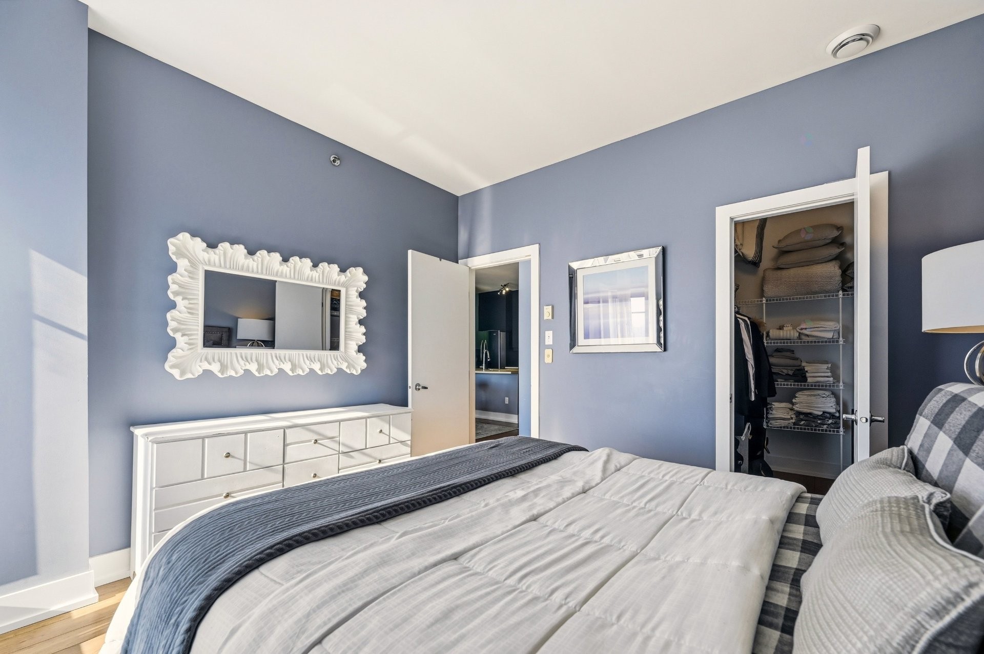 









35


Av. Ernest-Rochette

, 307,
La Prairie,




QC
J5R0M4

