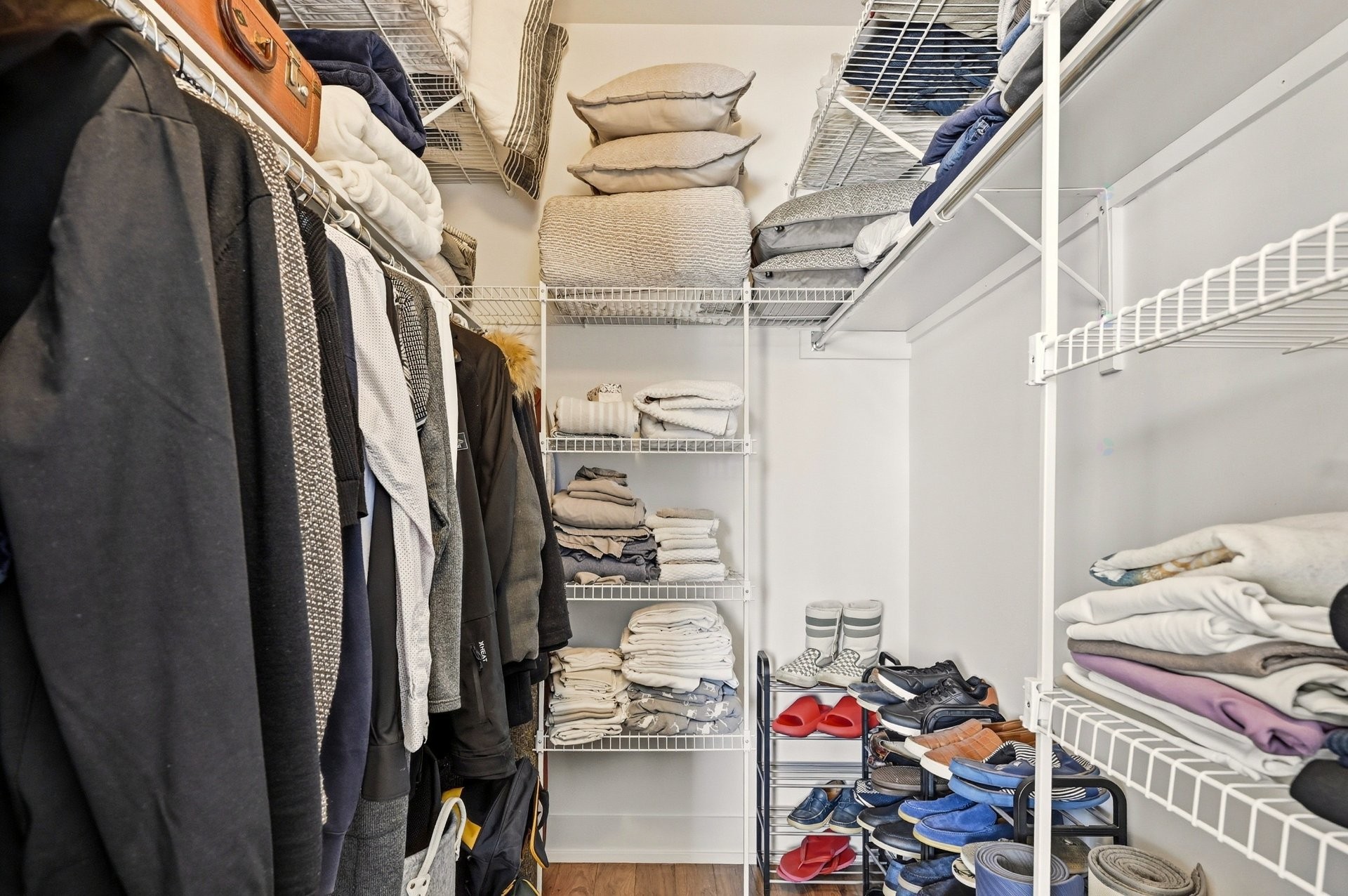 









35


Av. Ernest-Rochette

, 307,
La Prairie,




QC
J5R0M4

