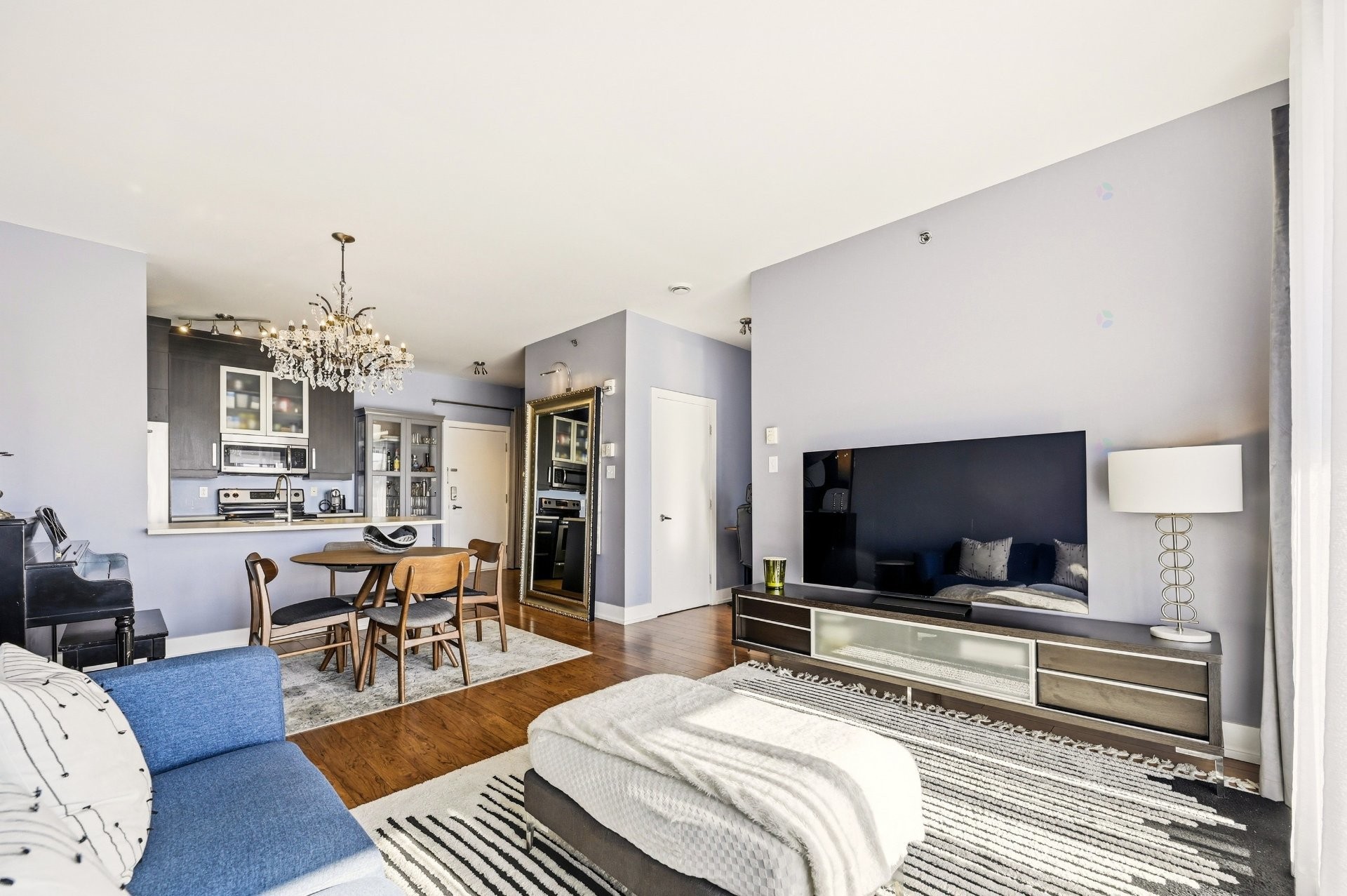 









35


Av. Ernest-Rochette

, 307,
La Prairie,




QC
J5R0M4

