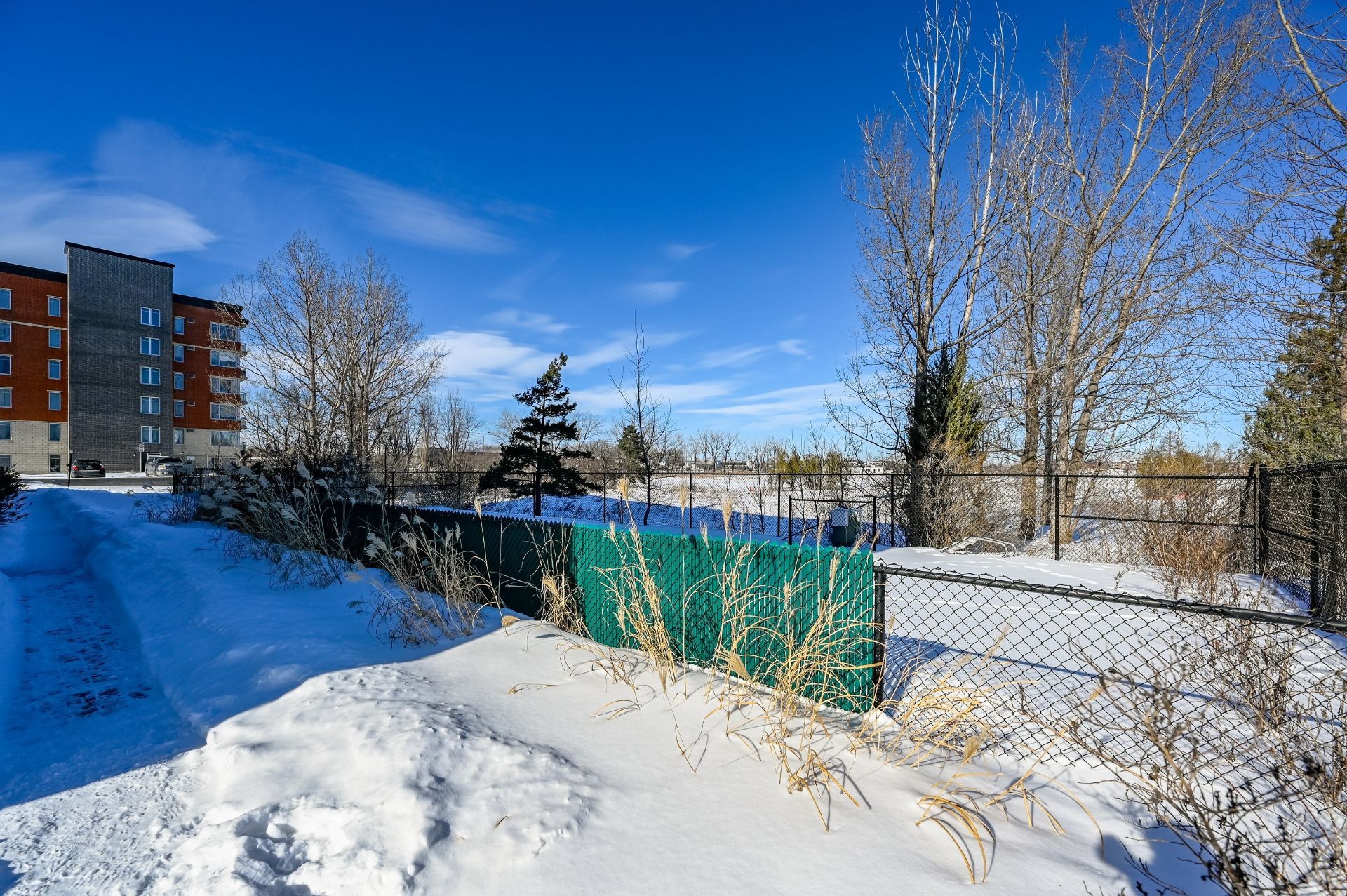 









35


Av. Ernest-Rochette

, 307,
La Prairie,




QC
J5R0M4

