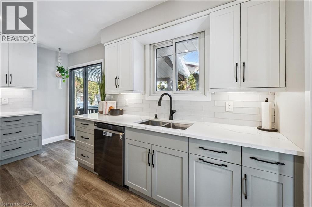 












26 VISTA Terrace

,
Guelph,




Ontario
N1E1A1

