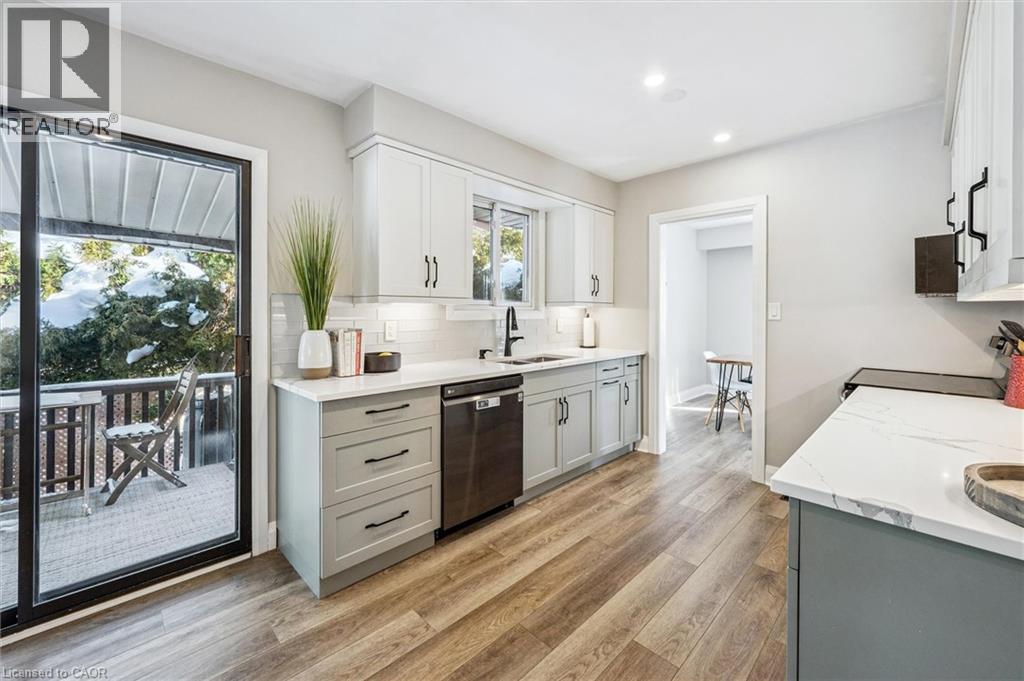 












26 VISTA Terrace

,
Guelph,




Ontario
N1E1A1

