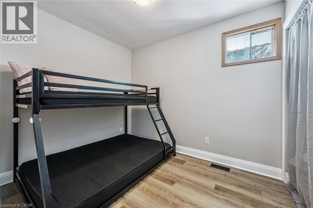 












26 VISTA Terrace

,
Guelph,




Ontario
N1E1A1

