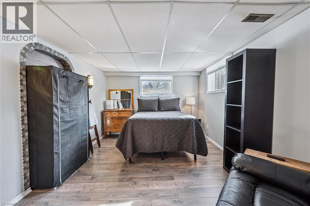 












26 VISTA Terrace

,
Guelph,




Ontario
N1E1A1

