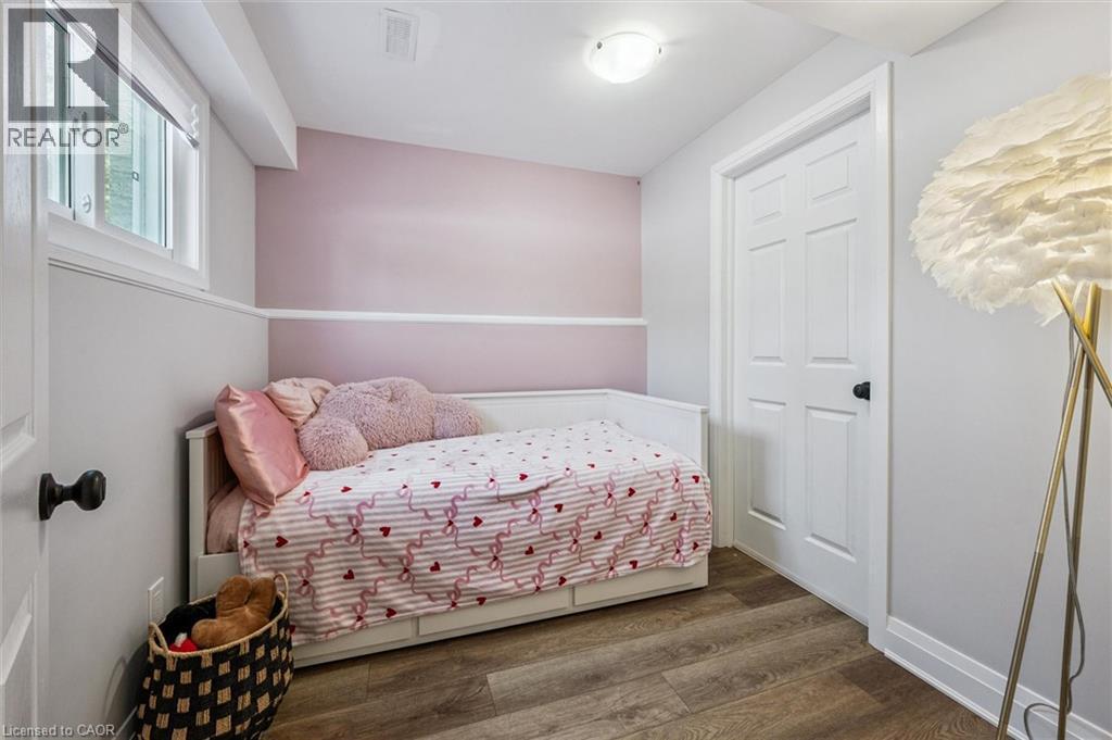 












26 VISTA Terrace

,
Guelph,




Ontario
N1E1A1

