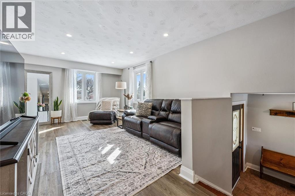 












26 VISTA Terrace

,
Guelph,




Ontario
N1E1A1

