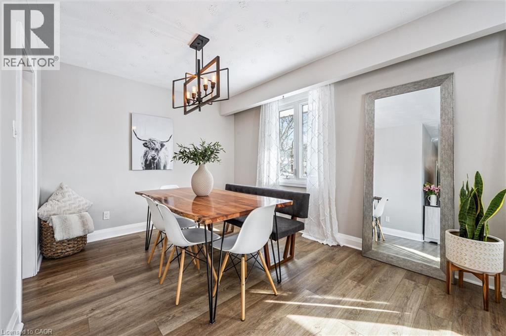 












26 VISTA Terrace

,
Guelph,




Ontario
N1E1A1

