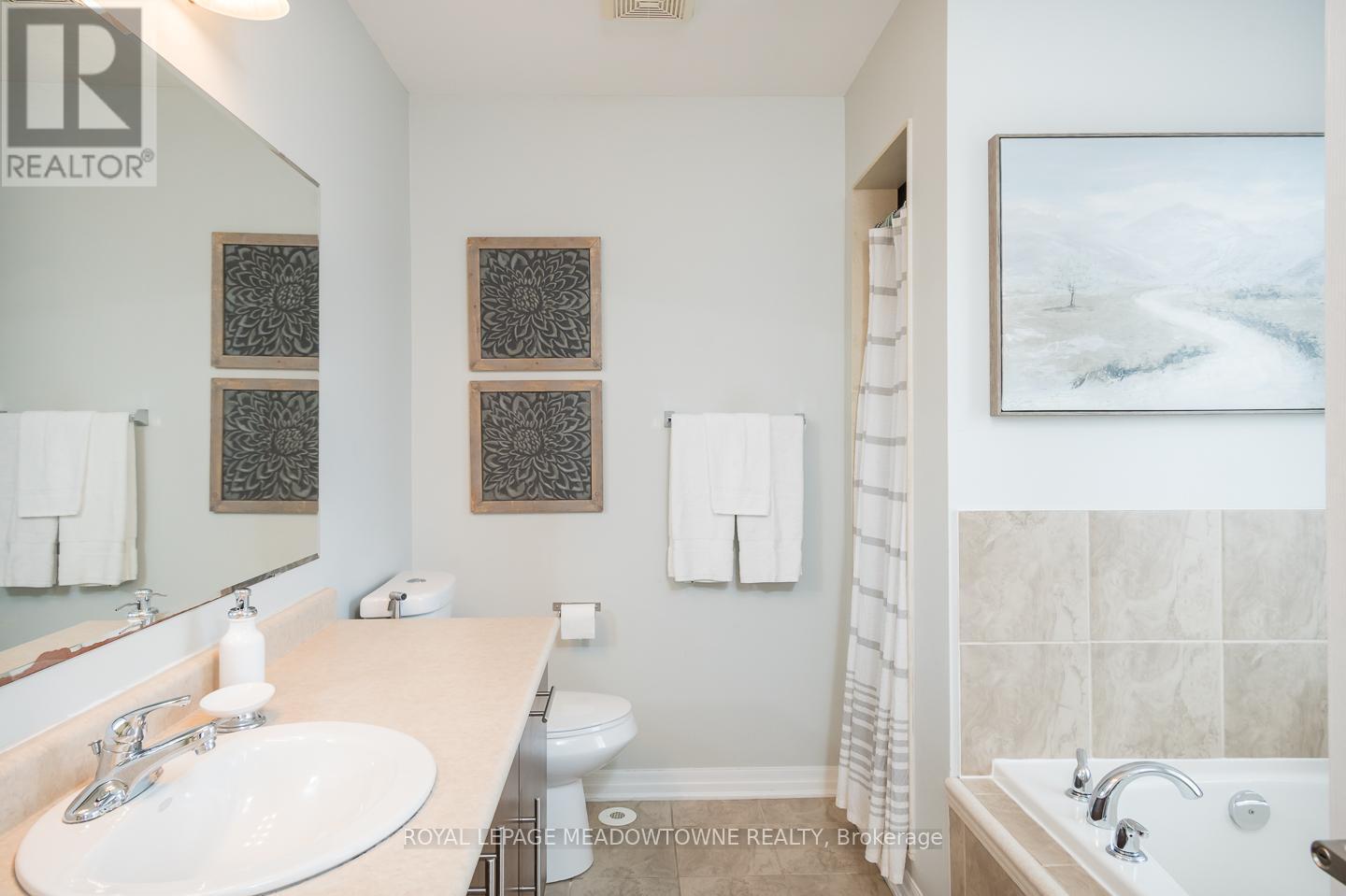 












554 SPEYER CIRCLE

,
Milton,




Ontario
L9T0Y1

