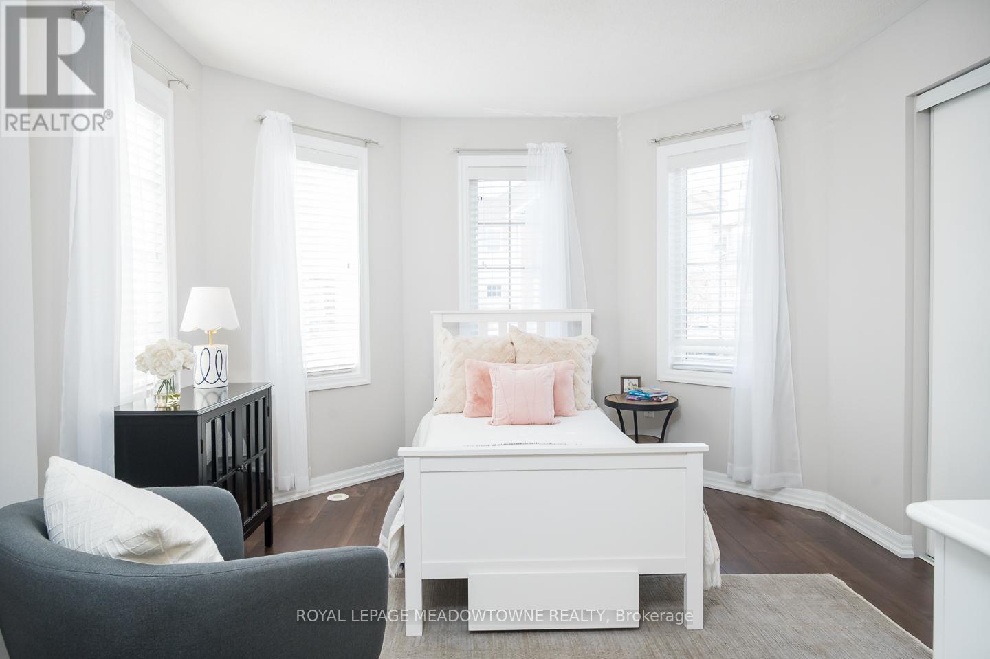 












554 SPEYER CIRCLE

,
Milton,




Ontario
L9T0Y1

