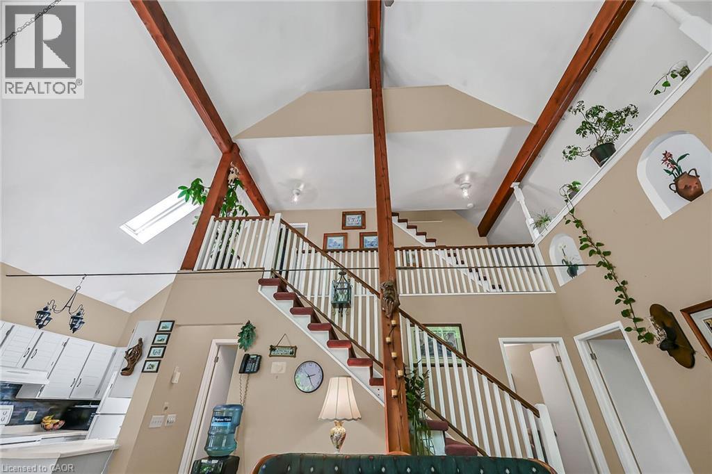 












35 LITTLE Road

,
Cayuga,




Ontario
N0A1E0

