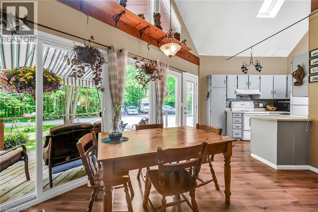 












35 LITTLE Road

,
Cayuga,




Ontario
N0A1E0

